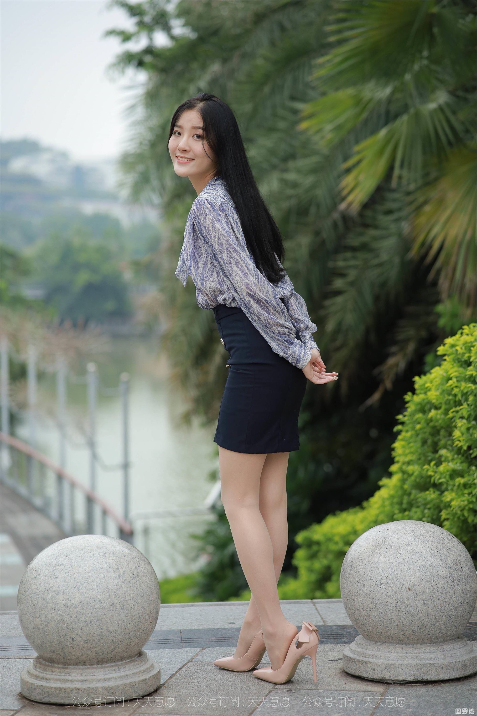 IESS异思趣向  2021.10.25 丝享家957：婉苹《公园偶遇美女》